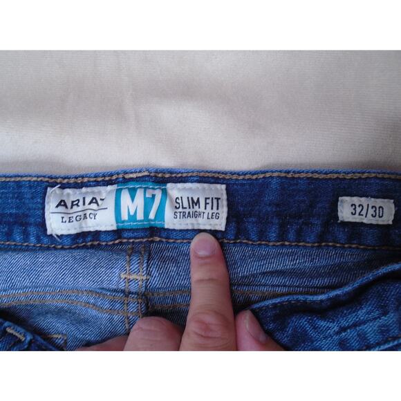 Ariat M7 Slim Fit Straight Leg Medium Wash Blue Jeans Cowboy Western Sz 32x30 - Picture 4 of 11